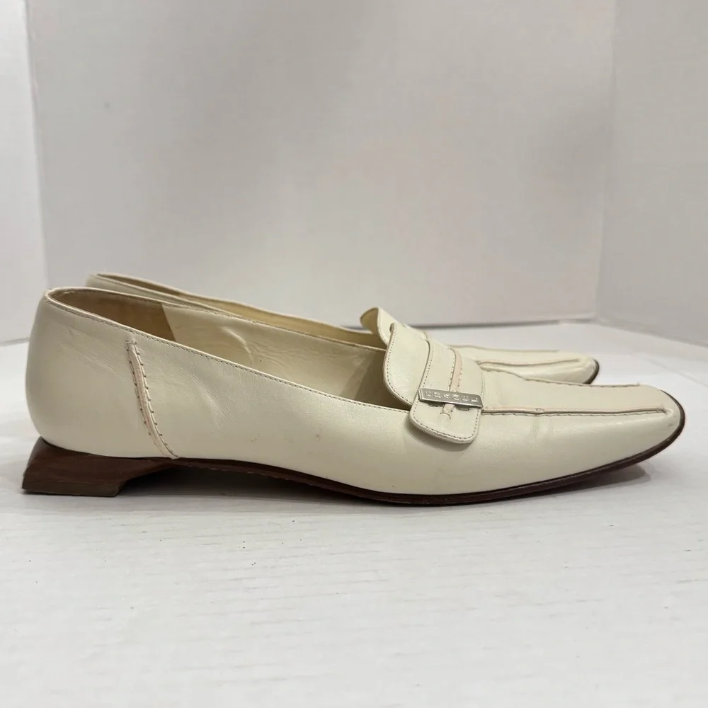 CHANEL Sz 37.5 Off White Calfskin Square Toe Slip on LOAFERS Low Heel Italy LUX